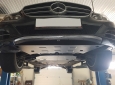 Предпазна кора за двигател и радиатор Mercedes E-Classe W212 - 4x4 6